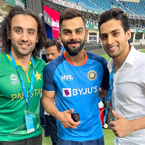 Momin Saqib & Virat Kohli