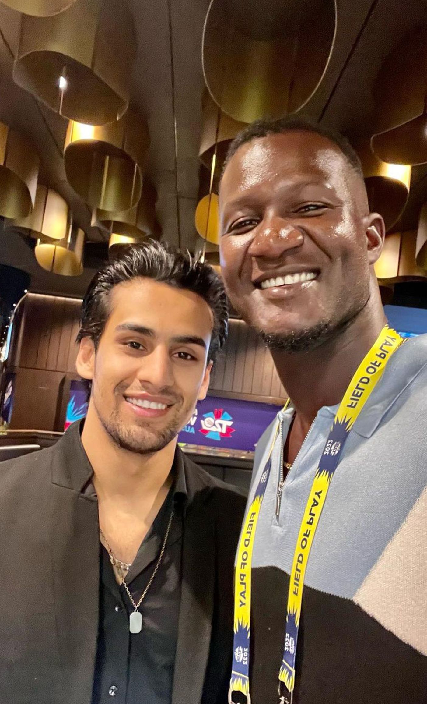 Momin Saqib & Darren Sammy